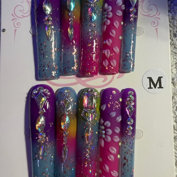 Colorful Rhinestone Nail Set - Picture 2 of 2